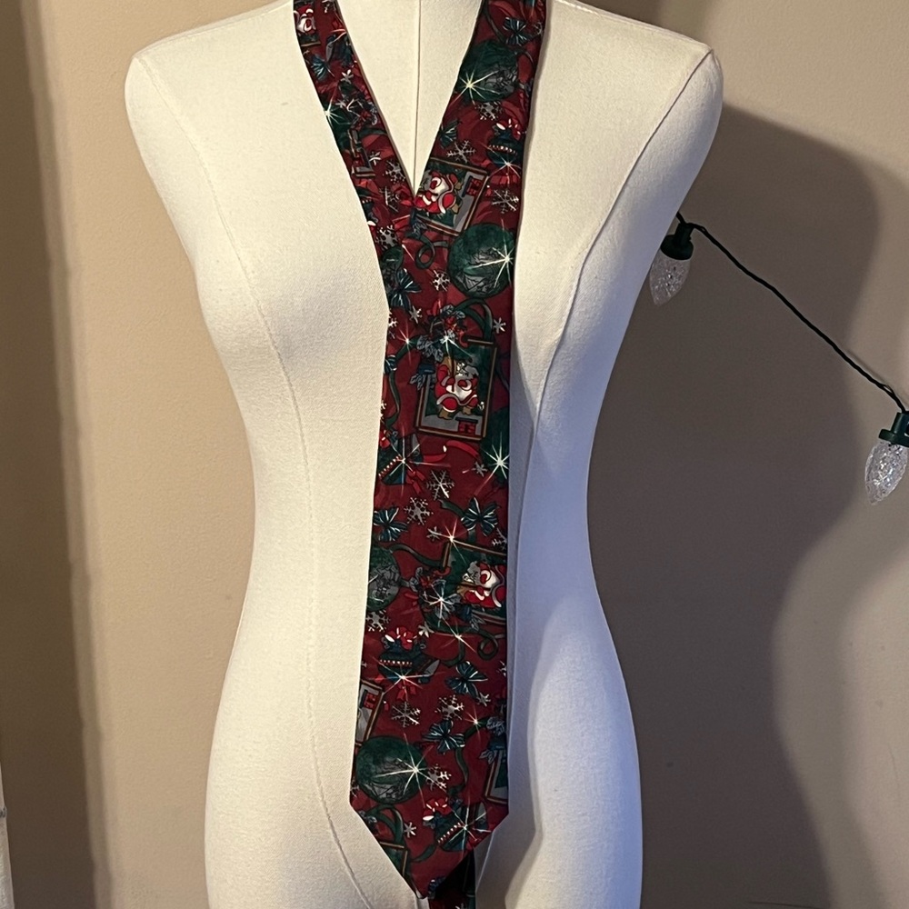 Vintage Men’s Silk Christmas Necktie 615 Collection